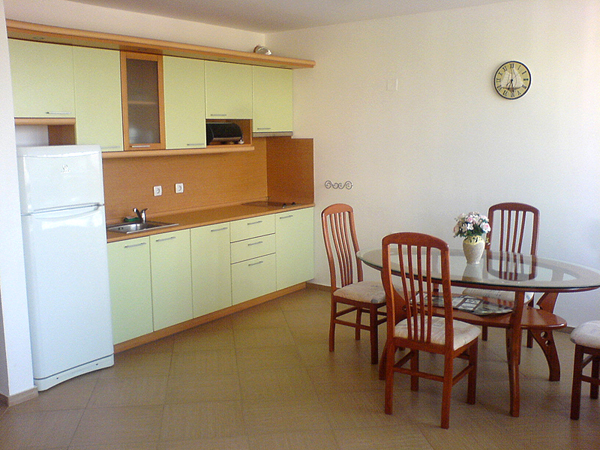 продается квартира с 2 спальнями на море в Болгарии